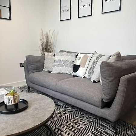 Prime Suite 2 Bedroom Apartment With Rooftop Terrace Manchester Buitenkant foto