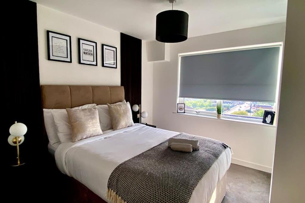 Prime Suite 2 Bedroom Apartment With Rooftop Terrace Manchester Buitenkant foto
